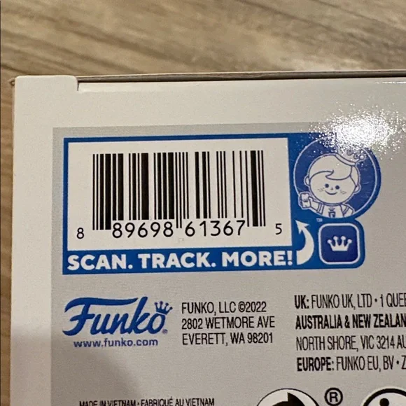 Jinbe One Piece Funko Pop - Picture 3 of 3